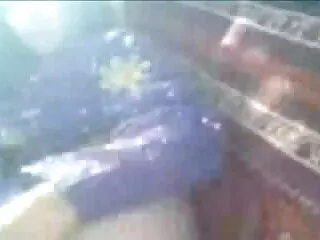 हैंडजोब श्यामला, ब्लोंडेलवर द्वारा। फुल एचडी सेक्सी फिल्म